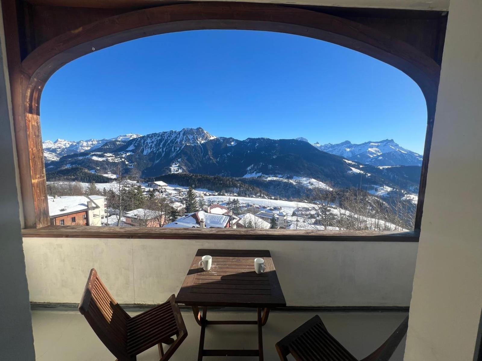 Belle Maison Au Coeur Des Alpes Villa Leysin Exterior photo